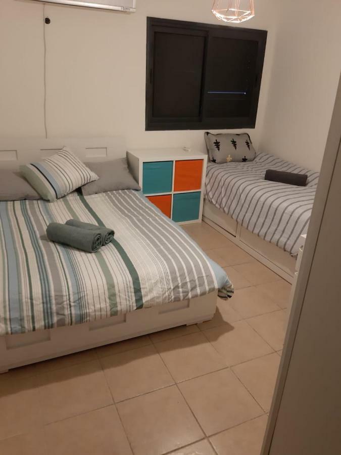 Spacious Apt. W/ Seaview, Fireplace & Netflix Akko Buitenkant foto